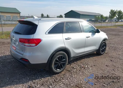 2017 Kia Sorento 3.3L Lx из США, поврежденный, VIN 5XYPGDA55HG193988